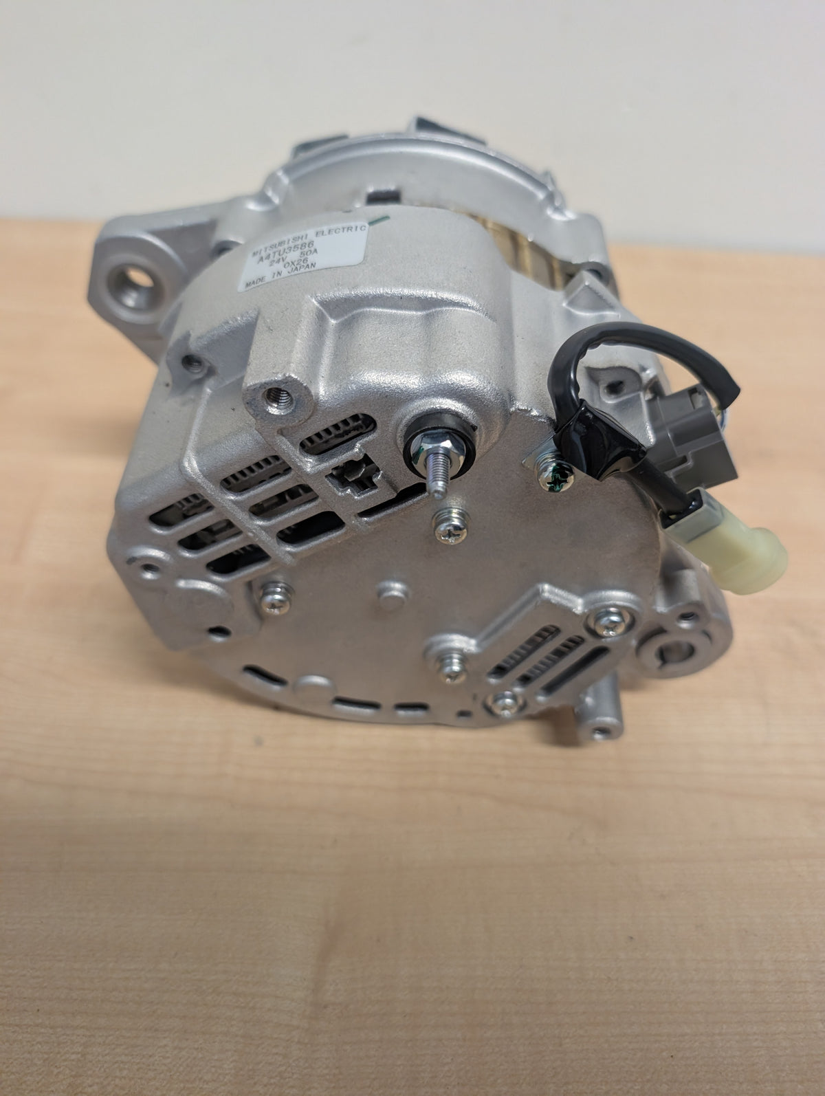 JAS Oceania 24V 50A Heavy-Duty Commercial Alternator (ANJ580GQ)