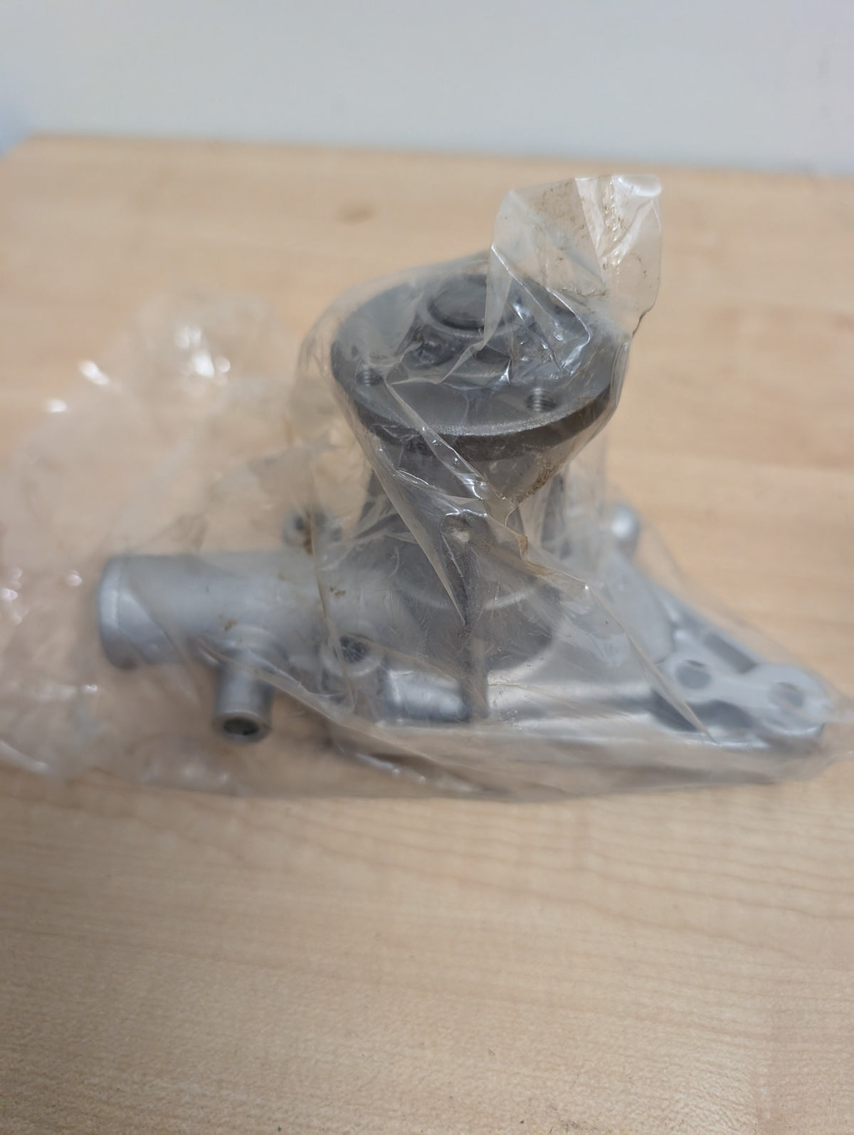 GMB Heavy-Duty Engine Cooling Water Pump (WP3709 / GWMZ-37A)